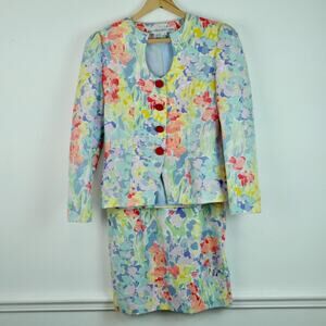 Vintage 80s Suit Size 8 Skirt Jacket Pastel Floral Watercolor Boss Babe Spring